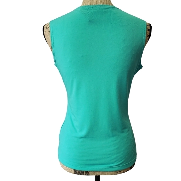 3/$15 East 5th Petite Sleevless Tailored Blouse - Small - Picture 3 of 7